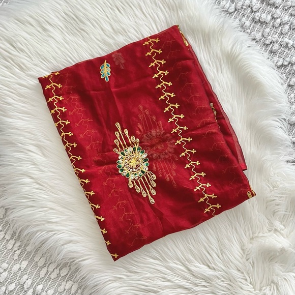 Vintage Indian Scarf - Picture 2 of 4